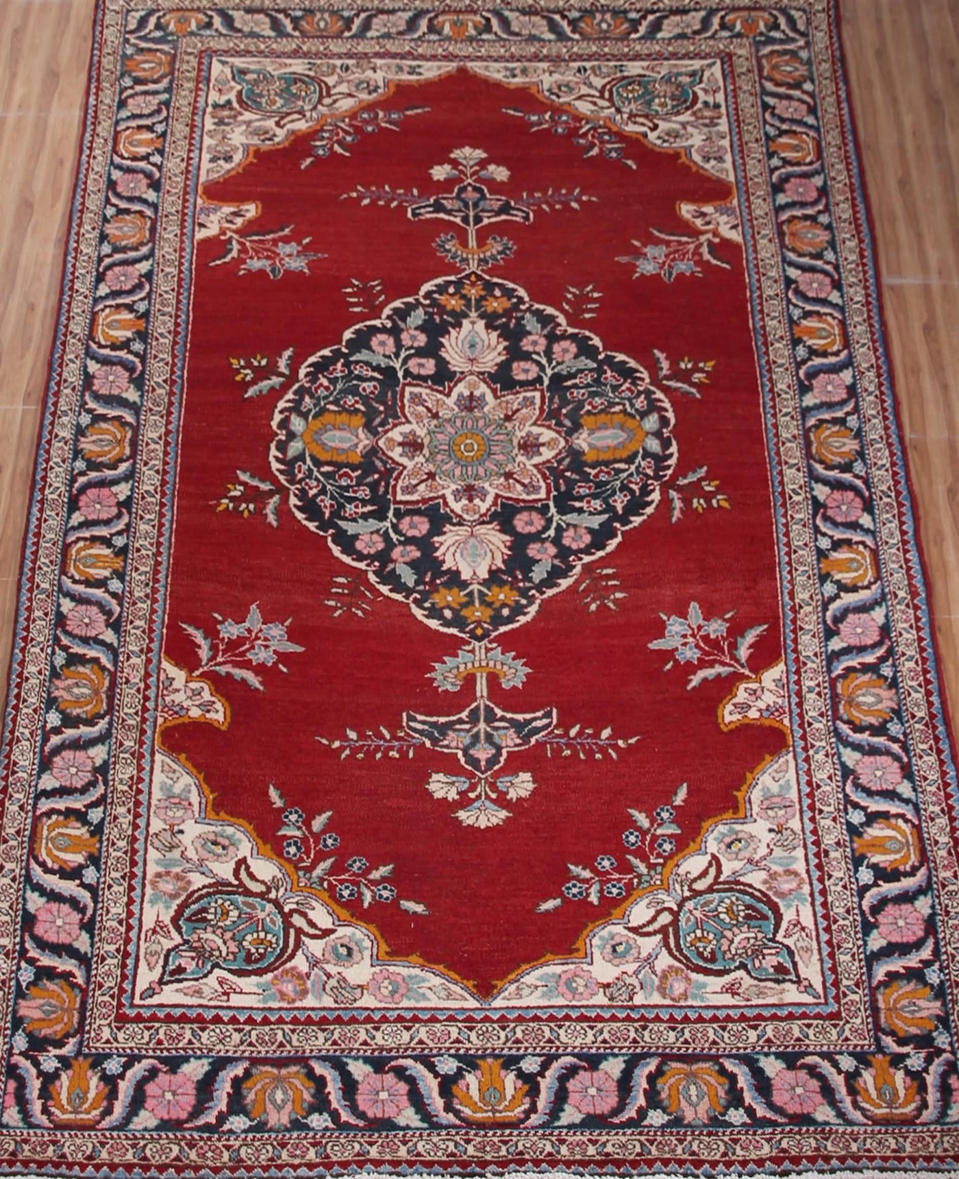 Vintage Bakhtiari Persian Rug – Indigo Story