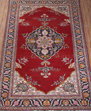 Bakhtiari Persian Rug, 170 x 328 cm (Clearance)