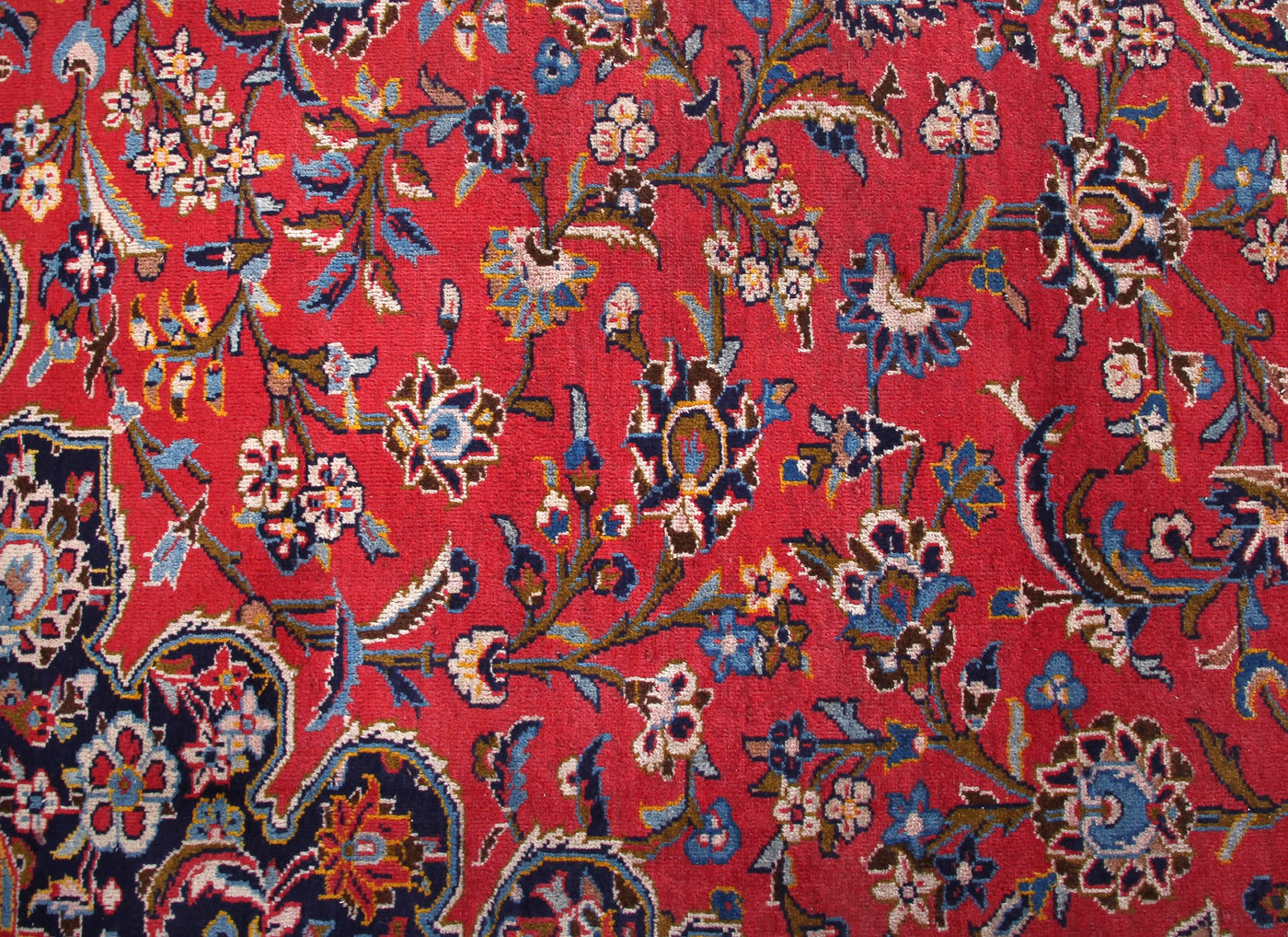 Kashan Persian Rug, 305 X 415 cm wool floral pattern detail