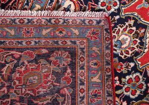 Kashan Persian Rug, 305 X 415 cm corner detail