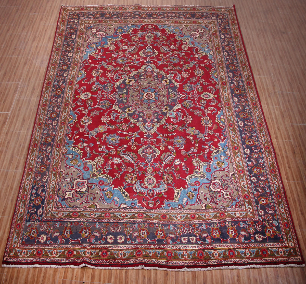 Vintage Sabzevar Persian Rug – Linen Relic