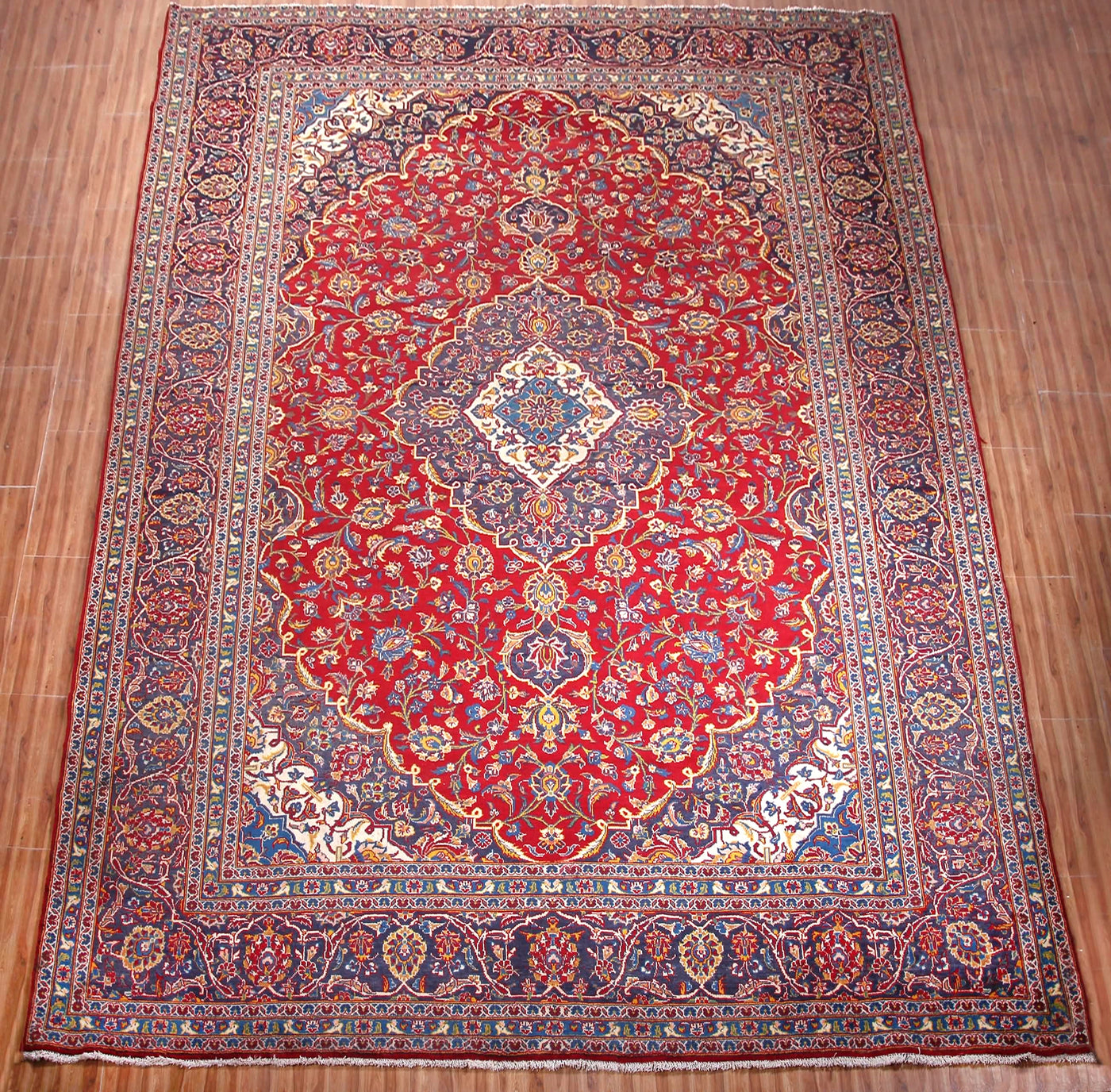 Vintage Kashan Persian Rug – Sapphire Relic