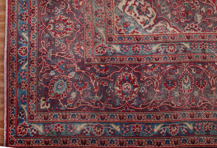 Mashad Persian Rug, 283 x 393 cm border detail