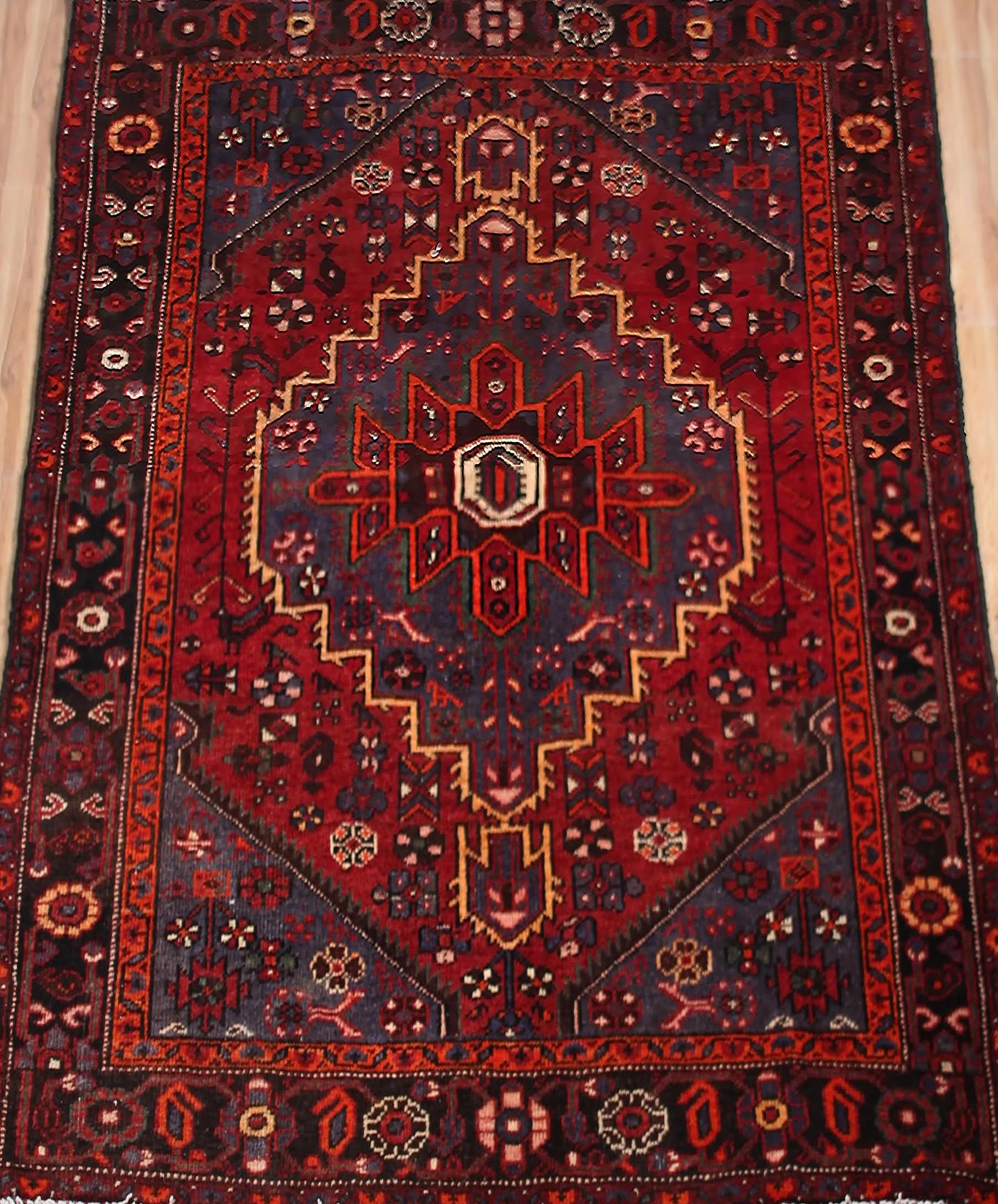 Vintage Zanjan Persian Rug – Ivory Lattice