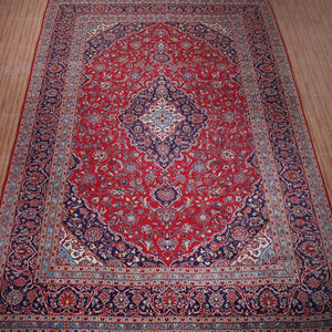 Kashan Persian Rug, 293 X 396 cm full rug view