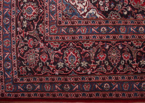 Mashad Persian Rug, 295 x 380 cm border detail