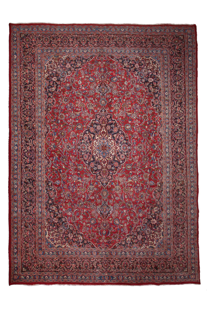 Mashad Persian Rug, 295 x 380 cm