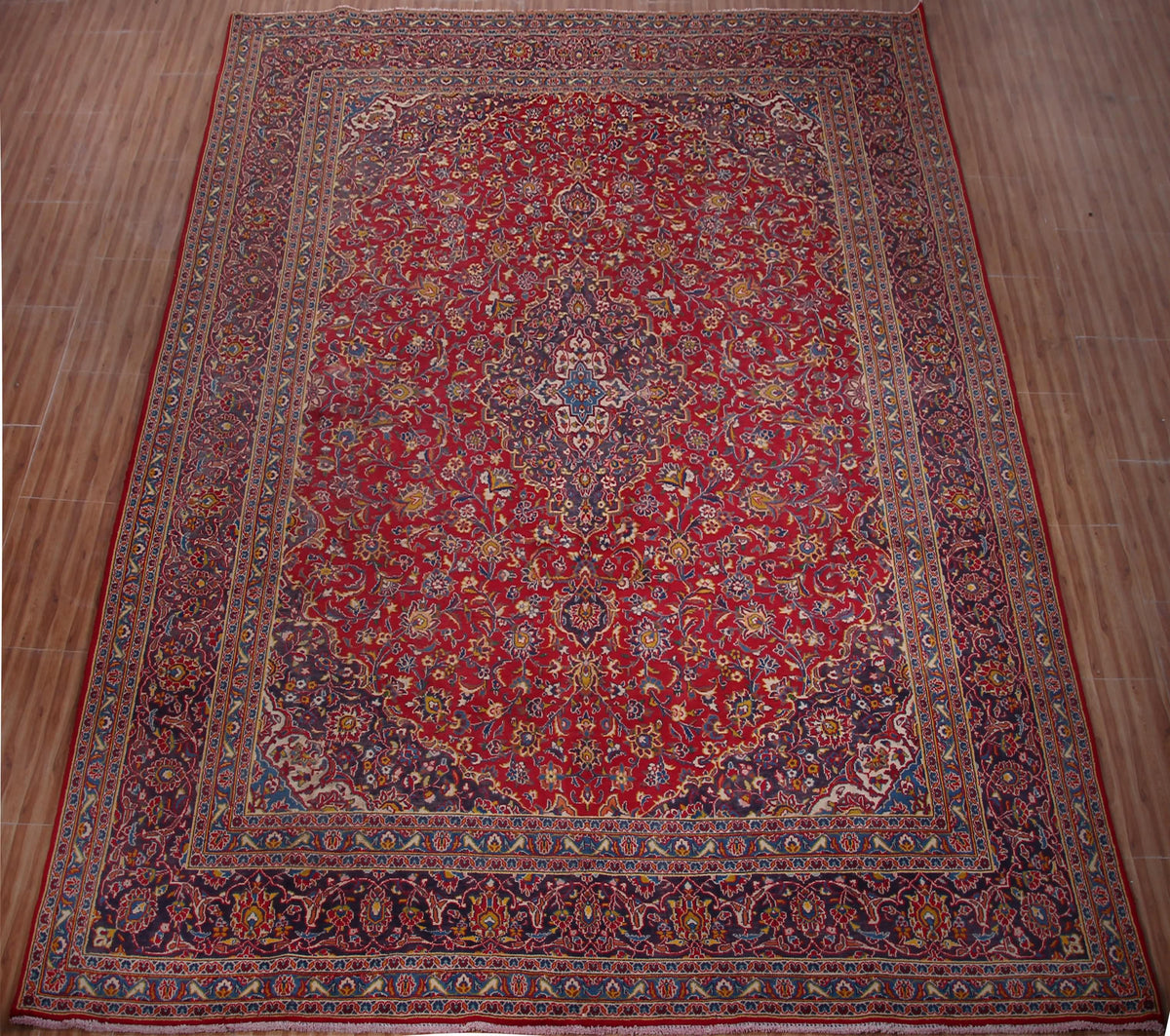 Mashad Persian Rug, 290 x 390 cm room view