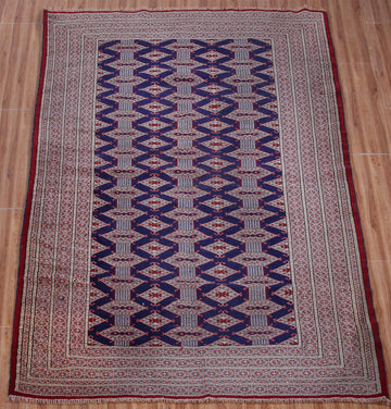 Turkmen Persian Rug, 136 x 186 cm