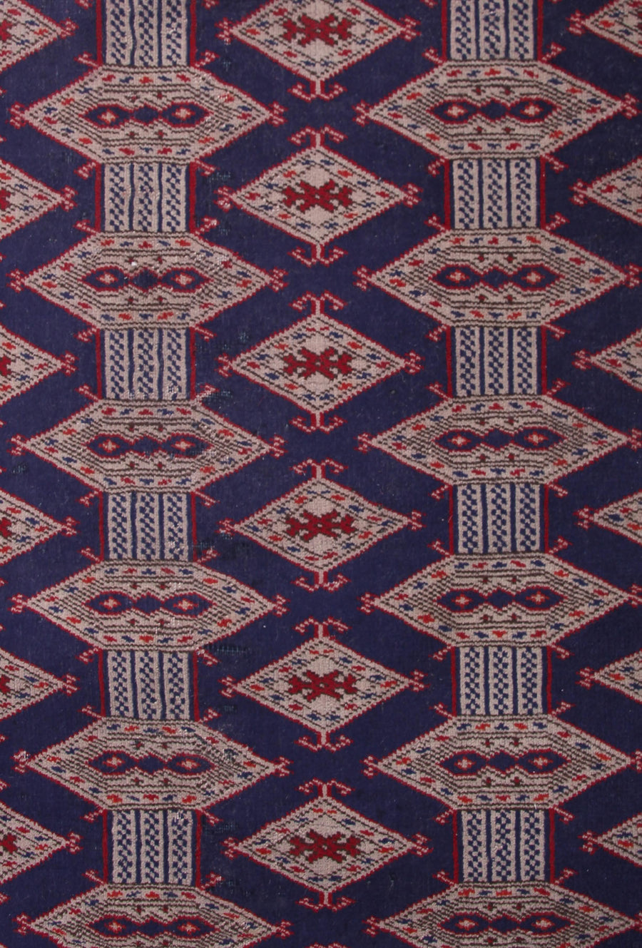 Turkmen Persian Rug, 136 x 186 cm