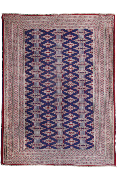 Turkmen Persian Rug, 136 x 186 cm