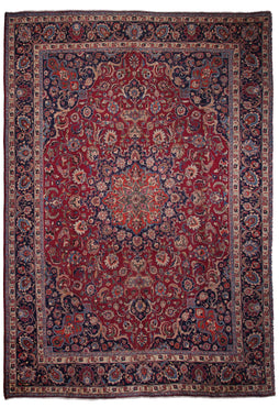 Mashad Persian Rug, 305 x 376 cm