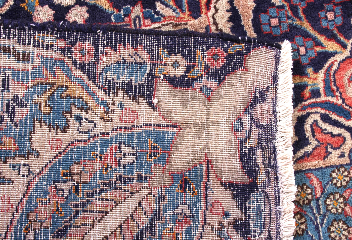 Kashmar Persian Rug, 292 x 380 cm hand knotted vintage wool corner detail