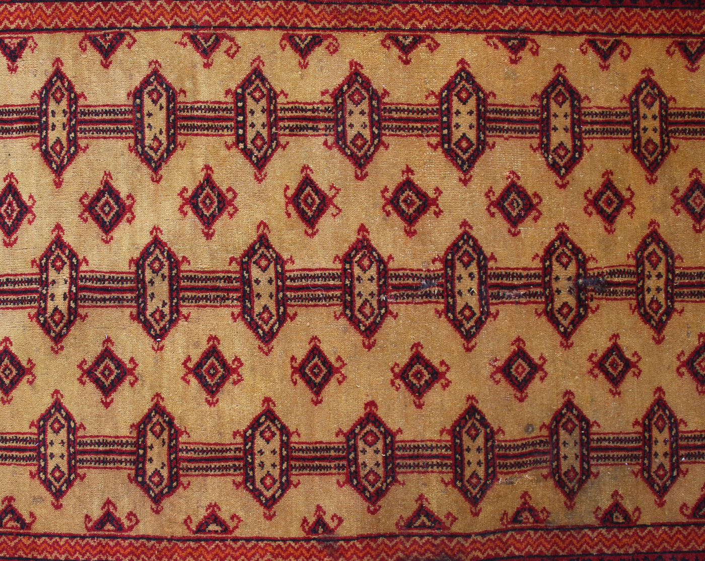 Vintage Turkmen Persian Rug – Crimson Star