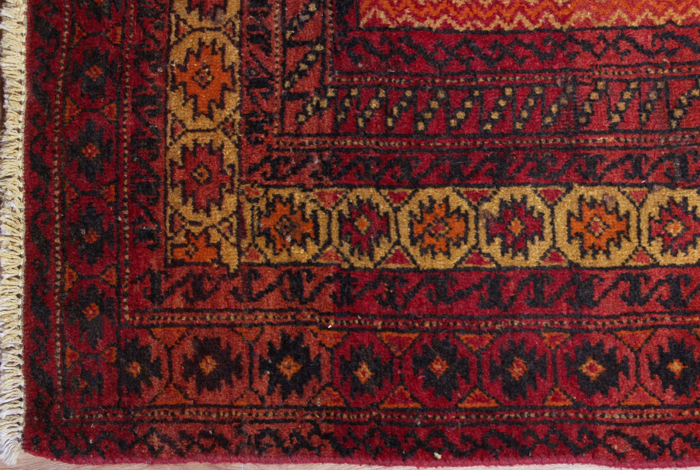 Vintage Turkmen Persian Rug – Crimson Star