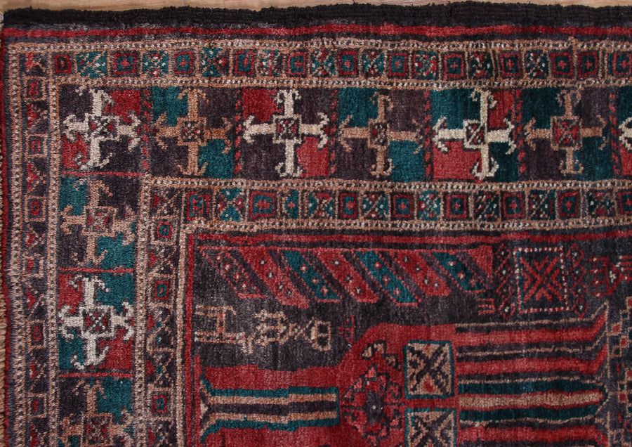 Baluchi Persian Rug, 122 x 228 cm