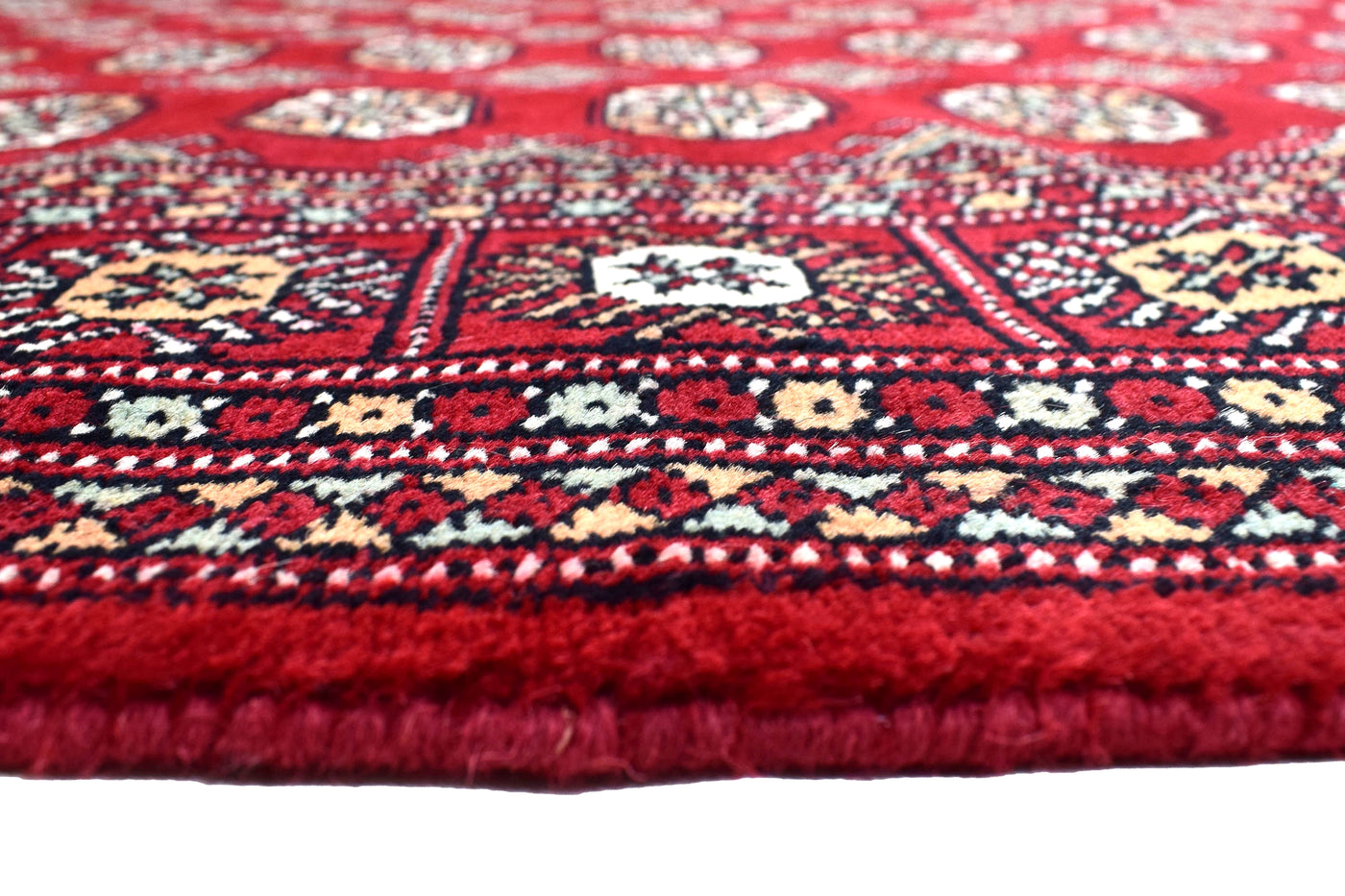 Bukhara Persian Rug – Carmine Lattice