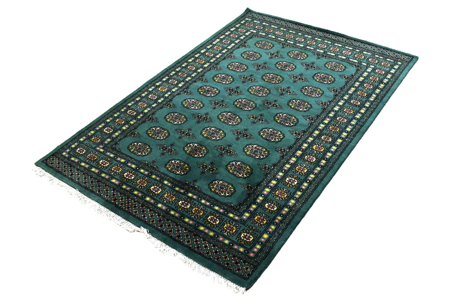 Bukhara Persian Rug, 139 x 204 cm