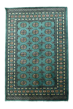 Bukhara Persian Rug, 139 x 204 cm