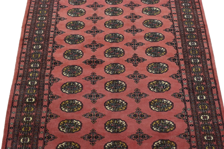 Bukhara Persian Rug, 139 x 182 cm