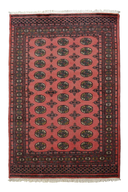 Bukhara Persian Rug, 139 x 182 cm