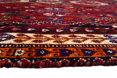 Shiraz Persian Rug, 222 x 303 cm