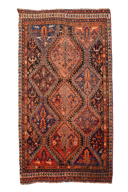 Shiraz Persian Rug, 137 x 228 cm