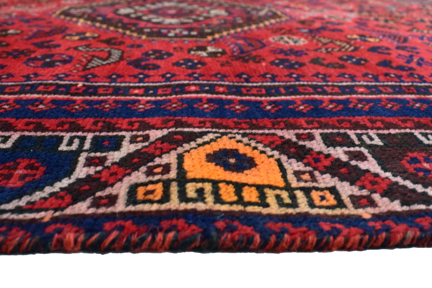 Vintage Shiraz Persian Rug – Eclipse Matrix