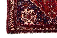 Shiraz Persian Rug, 148 x 198 cm