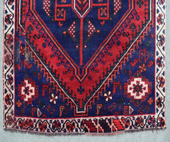 Hand Knotted Vintage Persian Shiraz Rug 134 x 238 cm