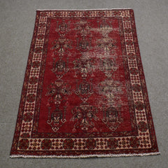 Hand Knotted Vintage Persian Shiraz Rug, 118 x 188 cm