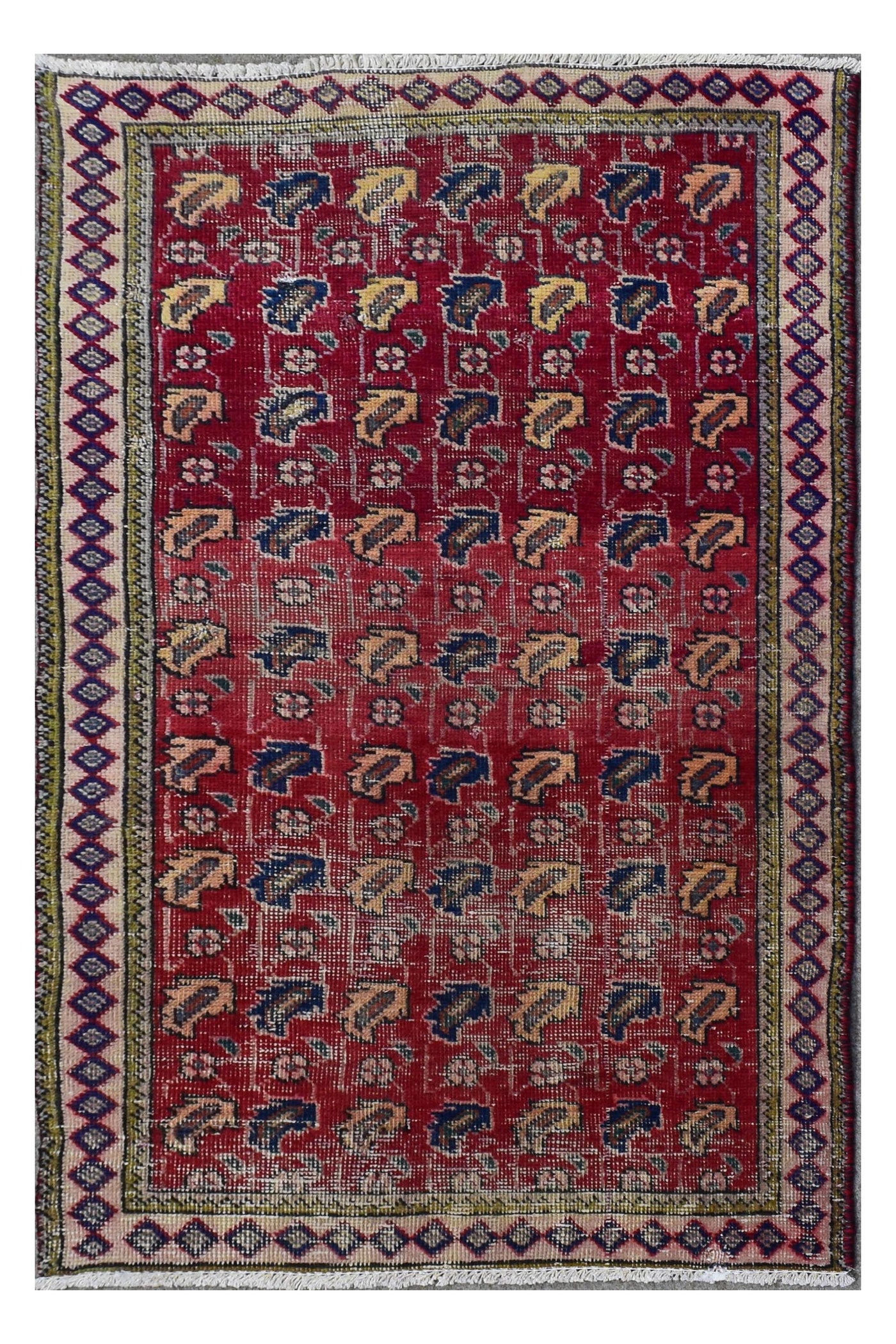 Hand knotted vintage Persian Shiraz rug 90x134 cm with red tribal field and repeating geometric motifs