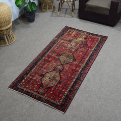 Hand Knotted Vintage Persian Shiraz Rug, 96 x 198 cm