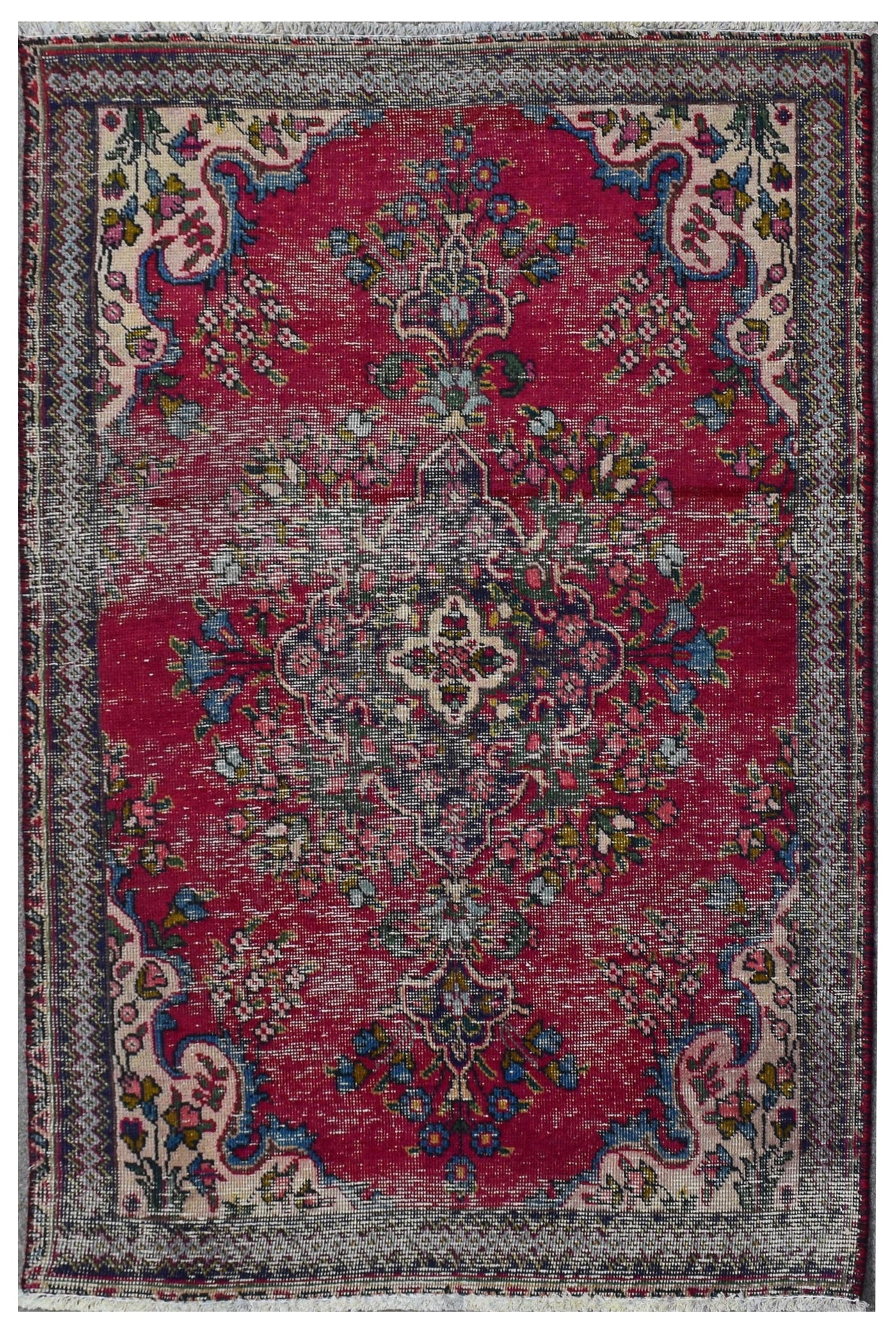 Hand knotted vintage Persian Shiraz rug 96x140 cm with ornate central medallion and floral motifs on a rich red field