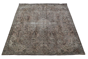DISTRESSED Vintage Persian Rug, 185 x 272 cm