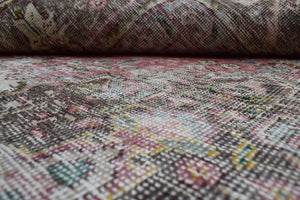 DISTRESSED Vintage Persian Rug, 203 x 283 cm