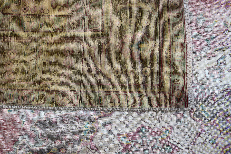 DISTRESSED Vintage Persian Rug, 203 x 283 cm