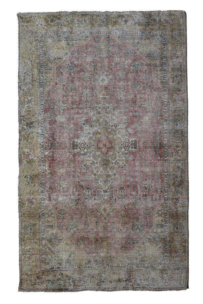 Vintage Distressed Rug – Bone Drift