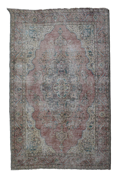 DISTRESSED Vintage Persian Rug, 198 x 288 cm