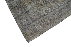 DISTRESSED Vintage Persian Rug, 190 x 266 cm