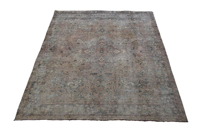 DISTRESSED Vintage Persian Rug, 192 x 277 cm