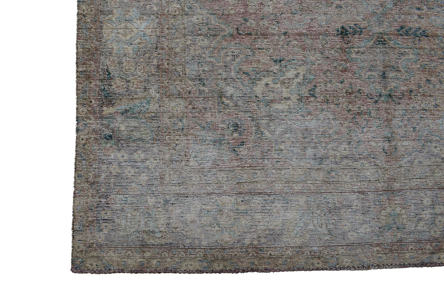 DISTRESSED Vintage Persian Rug, 195 x 282 cm