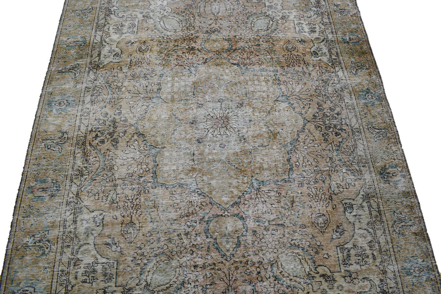 DISTRESSED Vintage Persian Rug, 195 x 282 cm