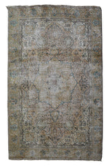 DISTRESSED Vintage Persian Rug, 195 x 282 cm