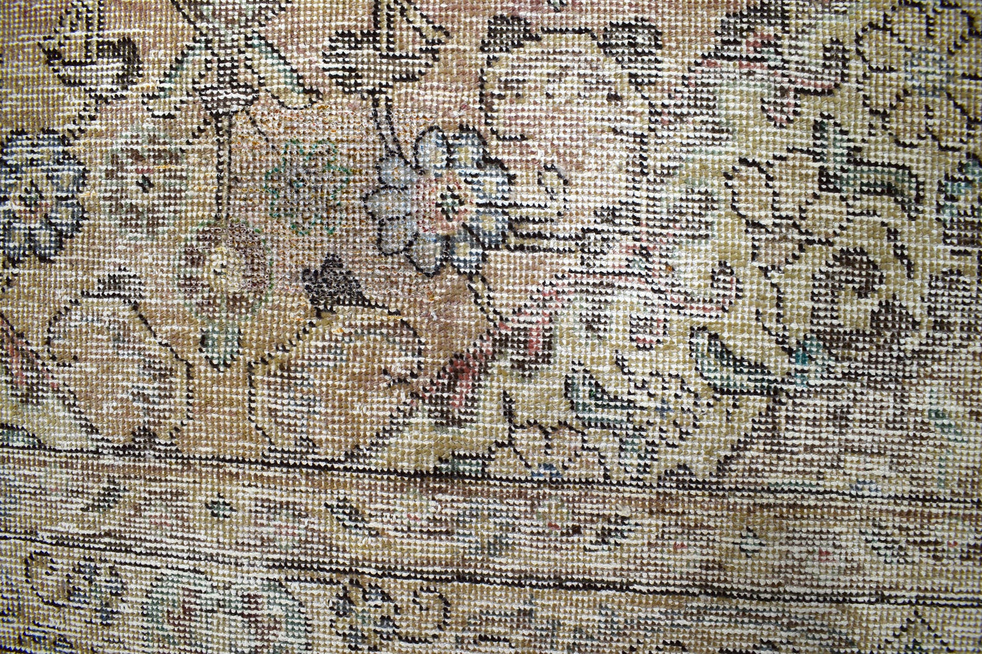 Vintage Distressed Persian Rug – Fawn Whisper