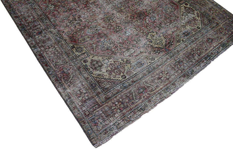 DISTRESSED Vintage Persian Rug, 192 x 280 cm