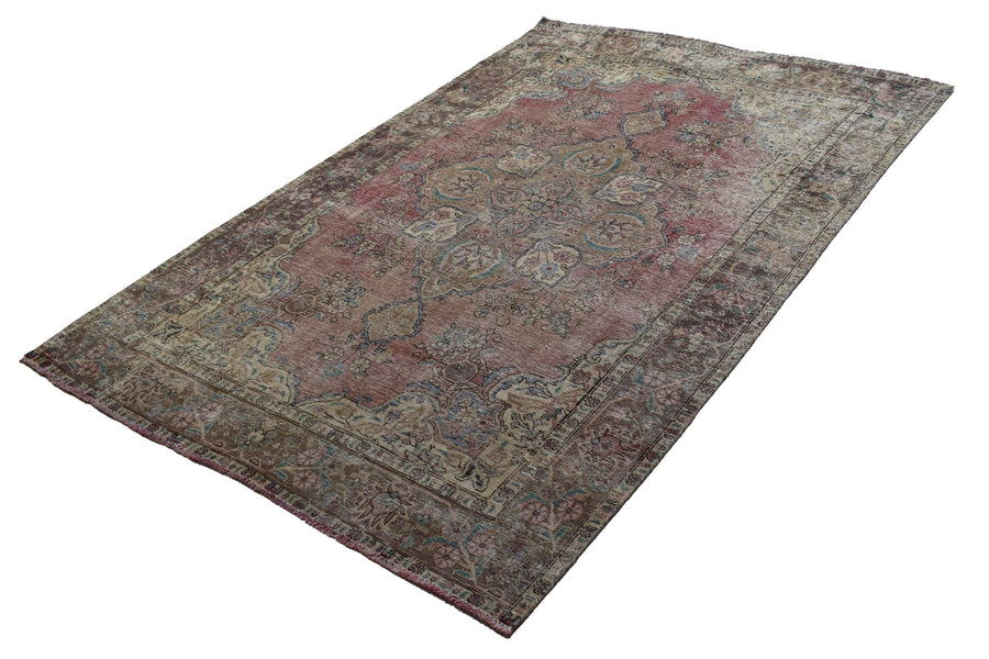 DISTRESSED Vintage Persian Rug, 190 x 282 cm