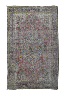 DISTRESSED Vintage Persian Rug, 195 x 275 cm