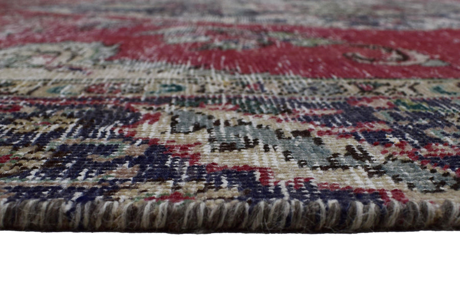 DISTRESSED Vintage Persian Rug, 181 x 285 cm