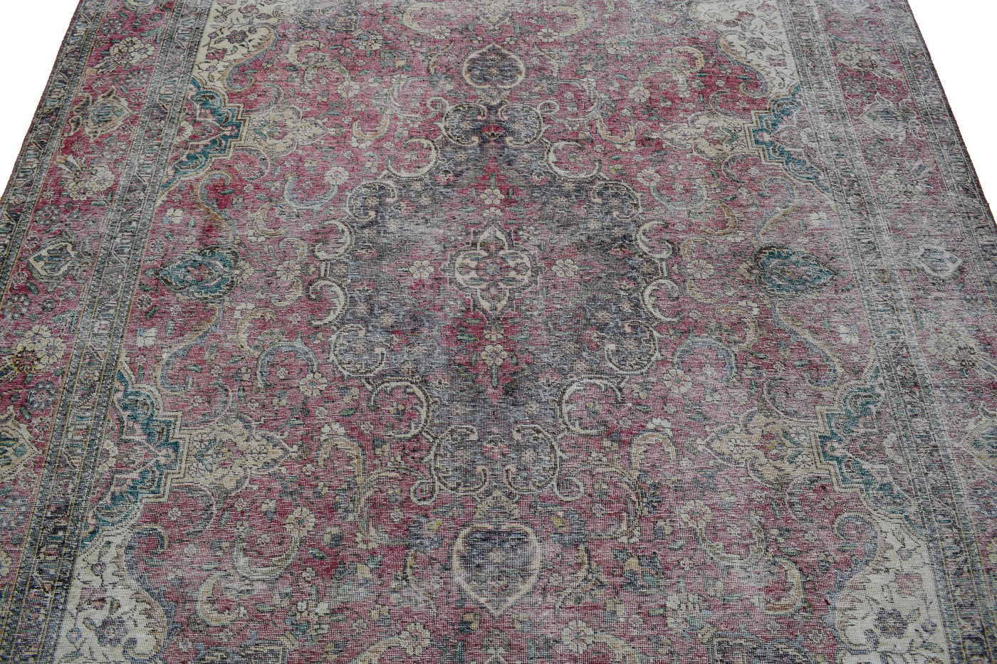 Vintage Distressed Persian Rug – Oatmeal Drift